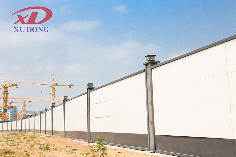 【旭東鋼構(gòu)圍擋】活動圍擋的便攜性