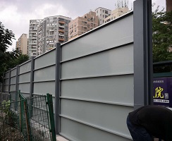 工地施工圍擋都有什么樣的安裝有哪些方式？